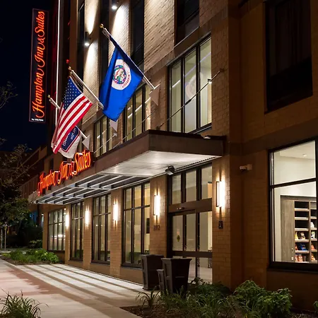 Hampton Inn And Suites Minneapolis University Area, Mn-2